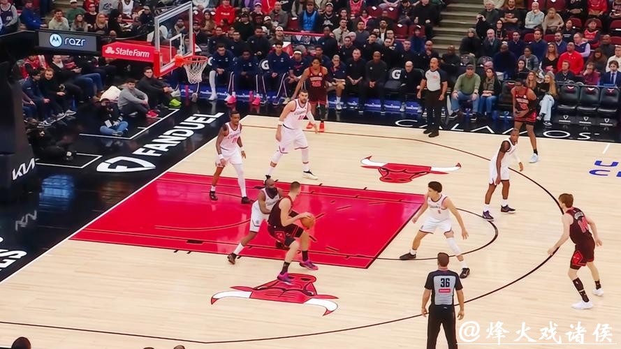 终结6连胜!哈登24+5+6快船狂输公牛28分 被轰25记三分 终结6连胜!哈登24+5+6快船狂输公牛28分 被轰25记三分